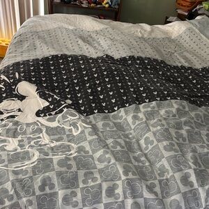 Grey and Black Mickey Pattern Comforter - Disney-Inspired Home Bedding